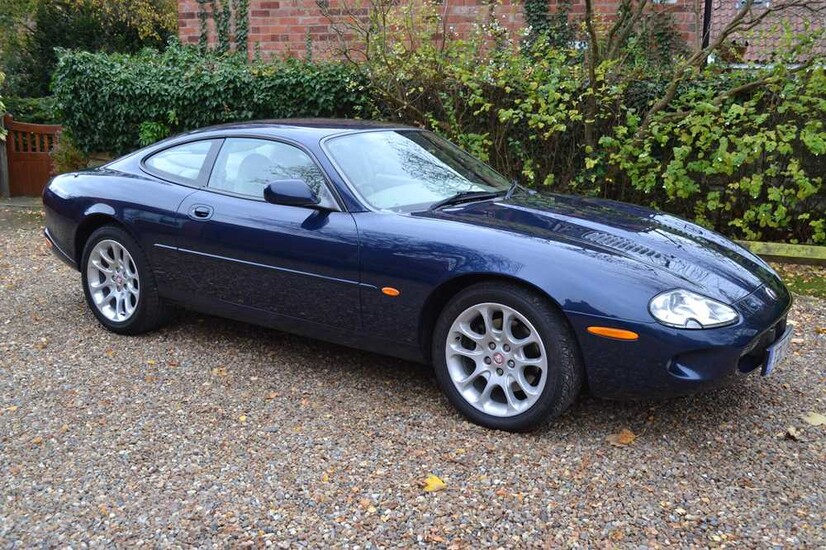 1999 Jaguar XKR Coupe Buy for £8,750