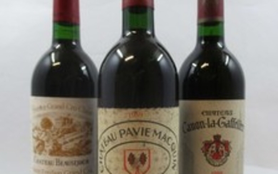 9 bouteilles 3 bts : CHÂTEAU BEAUSEJOUR DUFFAU LAGARROSSE 1989 1er GCC (B) Saint Emilion (base goulot, étiquettes tachées)