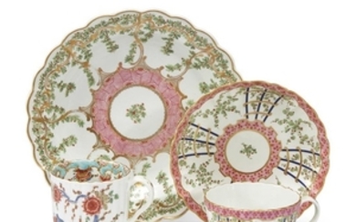 Four Worcester porcelain table wares second half 18th century...