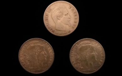 Trois pièces en or de 10 FF 1857 - 1899…