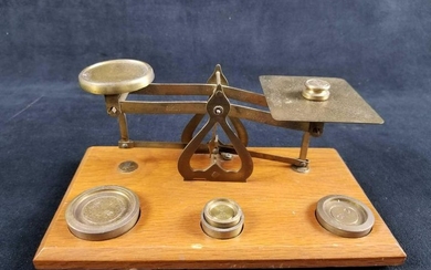 Vintage Brass Postal Weight or Transaction Scale with 4