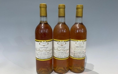 3 Bottles Château Clos Haut Peyraguey 1983 - Sauternes - ET