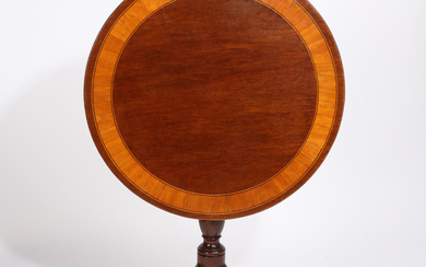 A 19TH CENTURY MAHOGANY AND SATINWOOD BANDED OCCASIONAL TABLE.