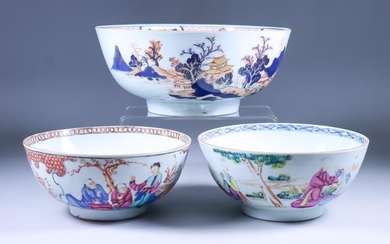 A Chinese Porcelain Bowl, 18th Century, painted in blue,...