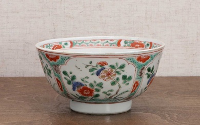 A Chinese wucai bowl