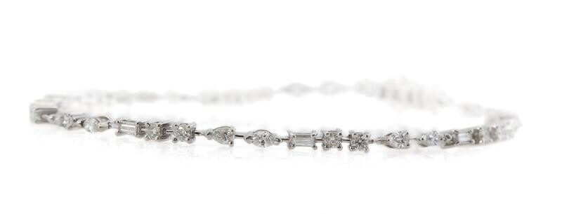NOT SOLD. A bracelet set with numerous diamonds weighing a total of app. 2.09 ct., mounted in 14k white gold. L. app. 19 cm. – Bruun Rasmussen Auctioneers of Fine Art