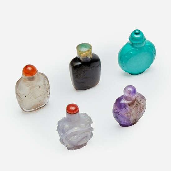 A group of five assorted Chinese carved hardstone snuff