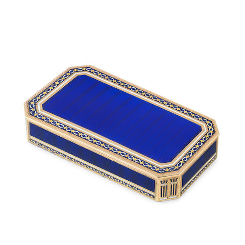 A late 18th/early 19th century German gold and enamelled snuff box