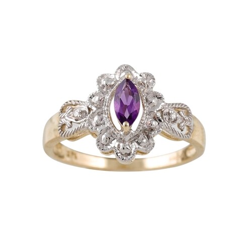AN AMETHYST AND DIAMOND CLUSTER RING, mounted in 9ct gold, s...