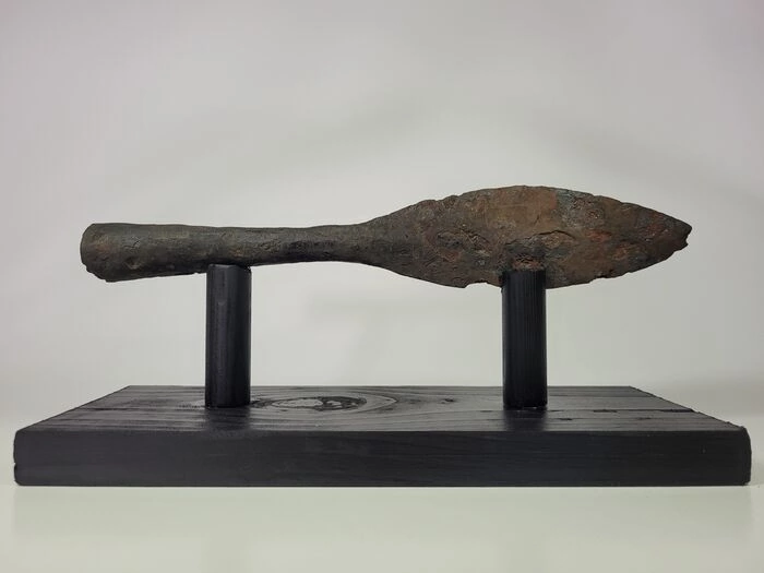 Ancient Roman Iron Socket leaf-shaped spearhead on wooden standard, excellent condition - (0×43×240 mm)