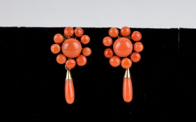 Antique 18k Gold Coral Earrings