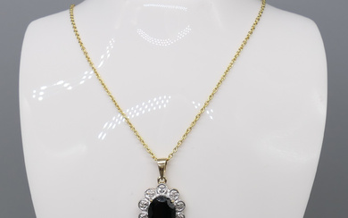 BLACK SAPPHIRE & DIAMOND necklace.