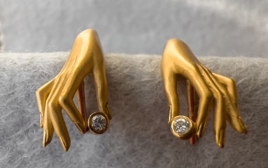 Carrera y Carrera - Earrings Gold 18K - 2 diamonds 0,06ct