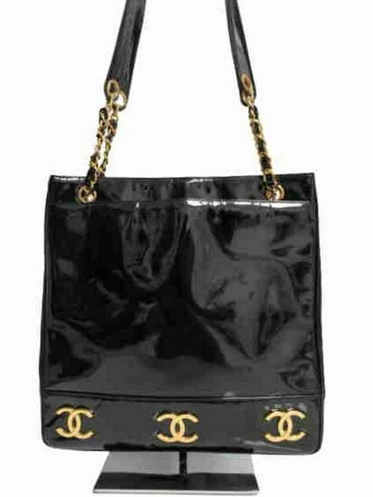 "Chanel" Tote bag in black patent leather