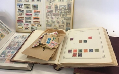 Deux albums de timbres du monde avant 1920... - Lot 29 - Richard Maison de ventes