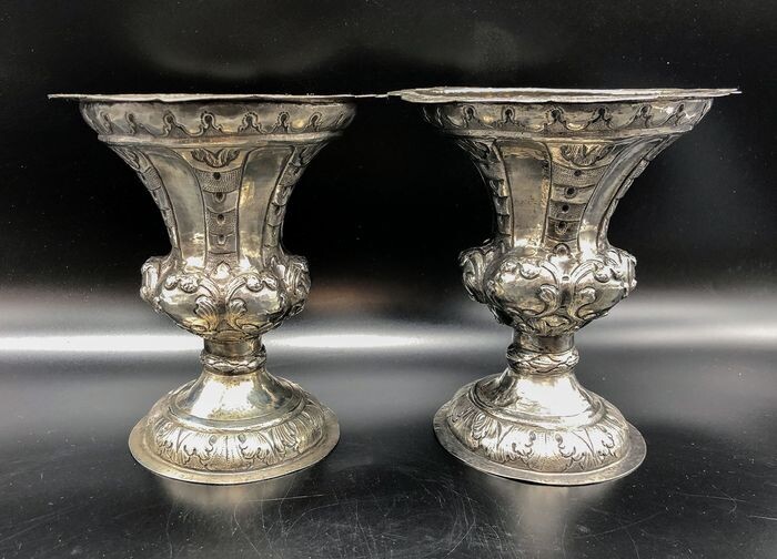 Due Vasi, Venice (2) - Baroque - Silver-plated - First half 18th century