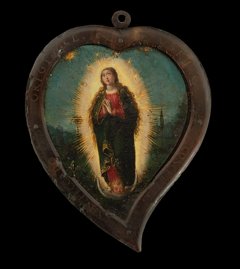 Exceptional colonial Nun's Necklace Pendant shield, New Spanish colonial work from the end of the 17th century, in oil-painted copper with a Heart-shaped tortoiseshell frame