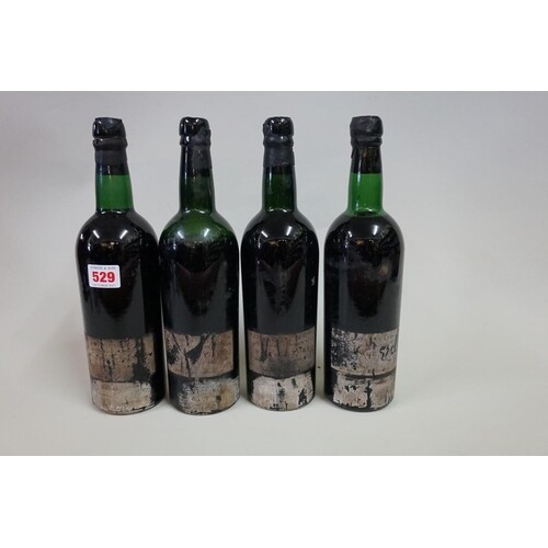 Four bottles of Croft 1960 vintage port, (3bn/1ms). (4)...