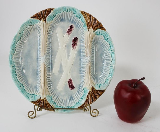 French Majolica asparagus plate, likely Orchies