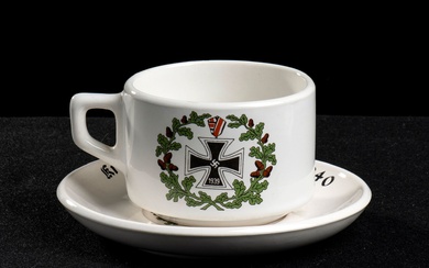 GERMANY, III Reich Cup and saucer, 79. INFANTRY, 1940 porcelain, diam. plate 15 cm, h....