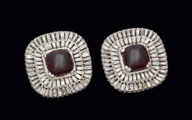 Garnets and diamonds earrings