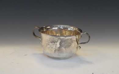 George V two-handled silver sugar basin, London 1922, 10toz...