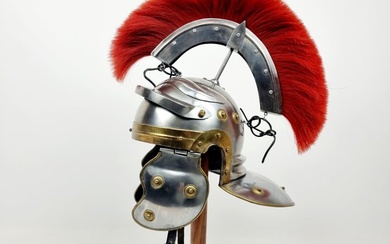 Gorgeous Roman helmet with crest and side movable ears Approx. 1960 - Bronze, Iron (cast/wrought), Leather, Textiles, Wood