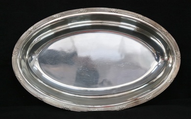 Grand plat creux oval, filets rubans, métal argenté, lg : 45 cm