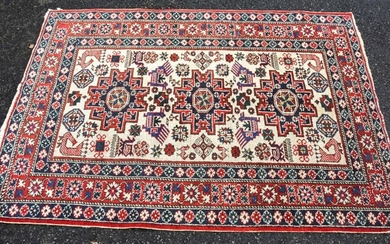 Hand Knotted Oriental Tribal Motif Carpet