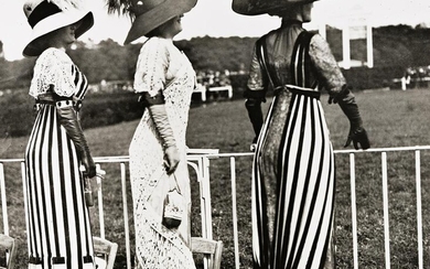 JACQUES-HENRI LARTIGUE (1894-1986) Carriage Day at the