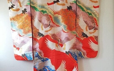 Kimono, wedding Uchikake - Cotton, Satin, Silk - Bride wears - Gorgeous pattern and Flying crane - Japan - Mid 20th century