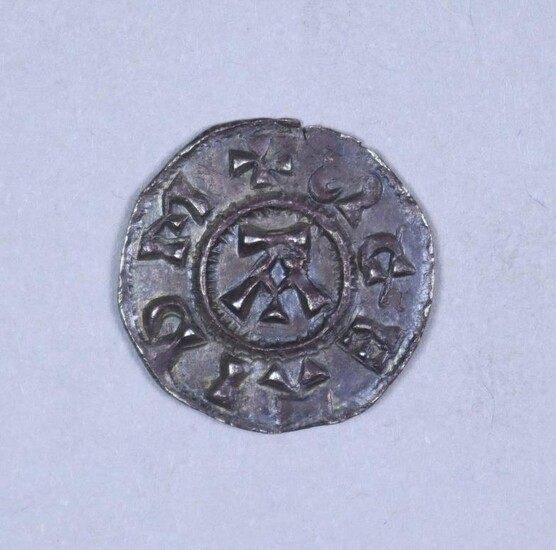 King of East Anglia, Circa 840-870 - Silver Penny,...