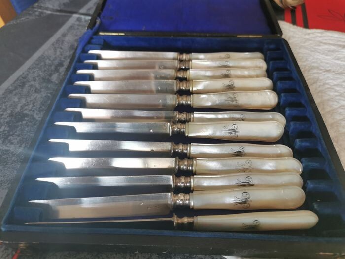 Knife, pearl silver cheese dessert knives (12) - .800 silver, nacre - France - Mid 19th century