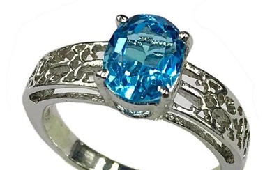 Large Blue Topaz Gemstone on an Intricate 925 Sterling Silver Band