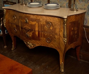Late Louis XV Ormolu-Mounted Tulipwood and Marquetry Bombé Commode
