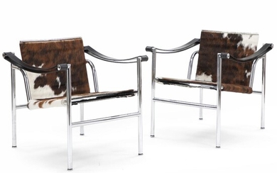 SOLD. Le Corbusier: “LC1”. A pair of armchairs with chromed steel frame. Seat and back with pony hide, black leather armrests. (2) – Bruun Rasmussen Auctioneers of Fine Art