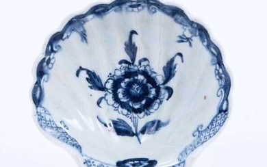 Lowestoft pickle dish, of scallop shell form, painted in blue with a chrysanthemum within a scrolled border, 10.8cm long