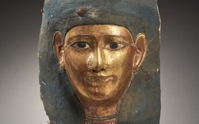 MASQUE DE MOMIE EN TOILE STUQUÉE POLYCHROME ET DORÉE Art égyptien, époque ptolémaïque, 332 -...