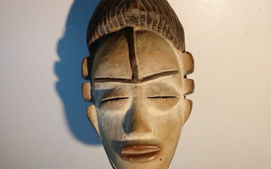 Mask - Punu (ou Bapounou) - Gabon (No Reserve Price)