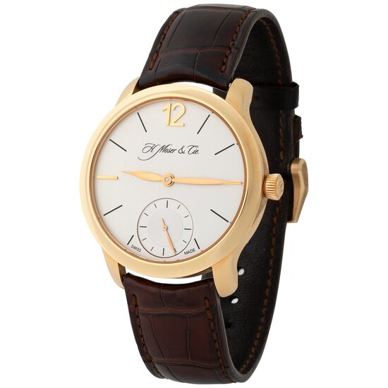 Moser & Cie. Very Desirable “Mayu” Wristwatch in Pink Gold, Reference 321 503, With Stop-Seconds and Power-Reserve Indication