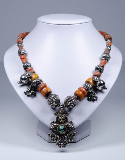 Necklace with corals, amber and turquoise - Silver - Asia - Second half 20th century
