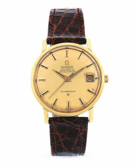 OMEGA - Elegant yellow gold wristwatch dating back to