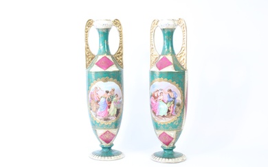 Paire de vases en porcelaine émaillée polychrome... - Lot 229 - Alexandre Landre Beaune