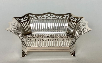 Rectangular Silver Bonbon Basket - .835 silver - A. Molenberg - Netherlands - Early 20th century