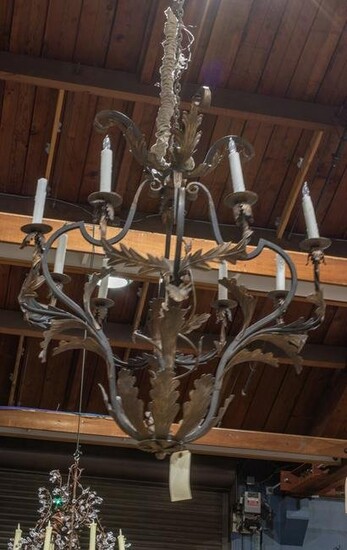 Rococo style chandelier having eight lights with