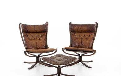 SIGURD RESELL. 1920—2010. One pair of armchairs and a footstool, “Falcon”, leather and canvas, 1960/70s.
