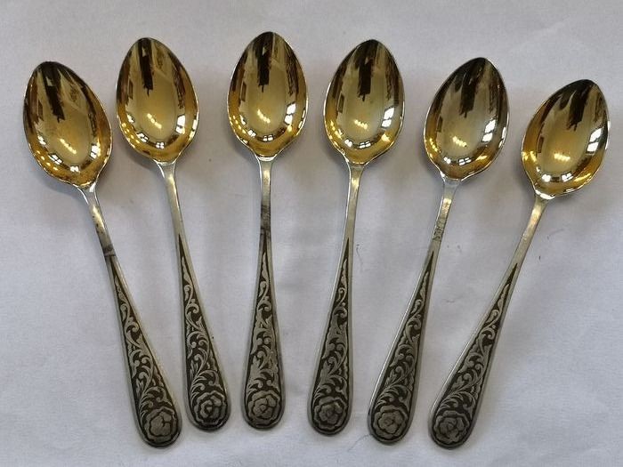 Spoon, Niello & Vermeil dessert spoons (6) - .875 (84 Zolotniki) silver - Russia - mid 20th century