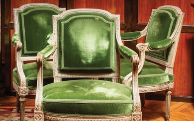 Suite de trois fauteuils à la Reine en bois... - Lot 129 - Giquello