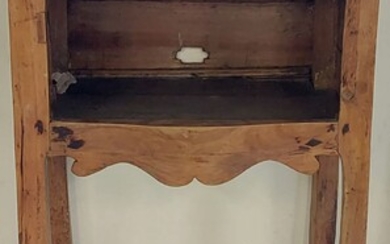 TABLE A ENCAS en bois naturel XVIIIe siècle... - Lot 29 - Osenat