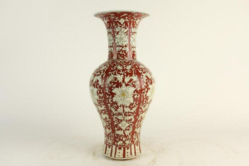 TALL CHINESE IRON RED PORCELAIN VASE